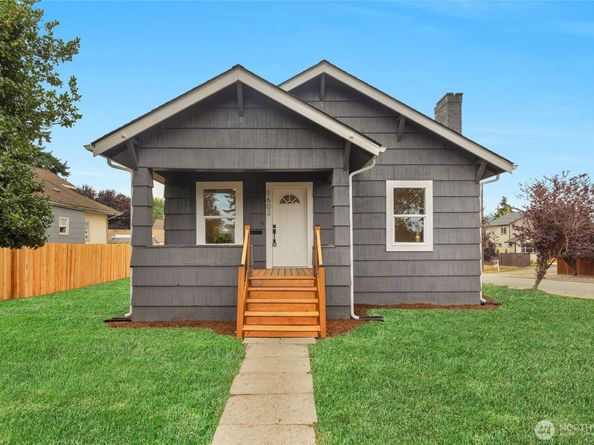 1602 Baker Avenue, Everett WA 98201
