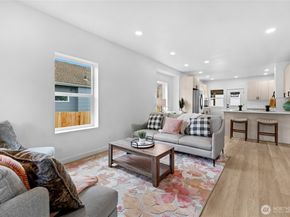 1602 Baker Avenue, Everett WA 98201