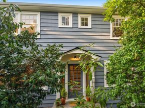 2553 Warren Avenue N, Seattle WA 98109