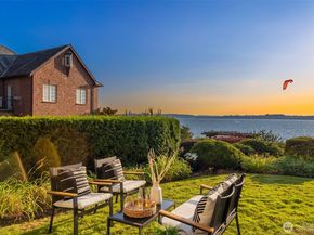6620 Lake Washington Boulevard NE 101, Kirkland WA 98033