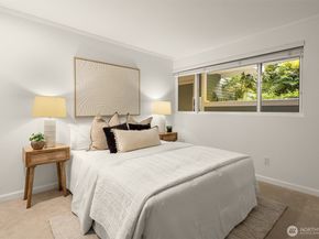 6620 Lake Washington Boulevard NE 101, Kirkland WA 98033