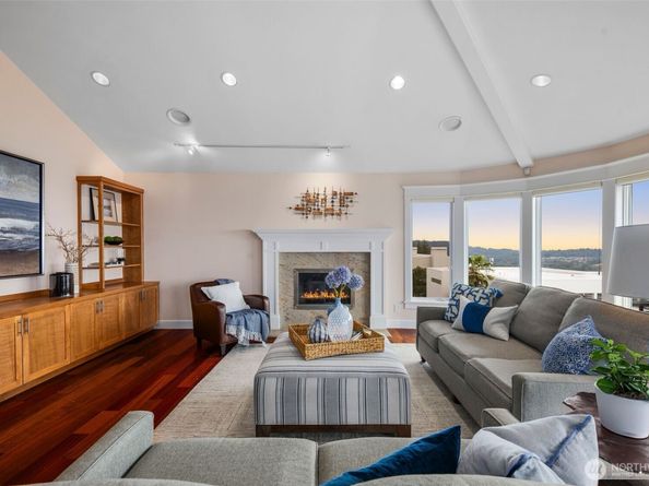 15309 SE 58th Street, Bellevue WA 98006
