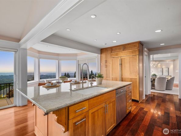 15309 SE 58th Street, Bellevue WA 98006