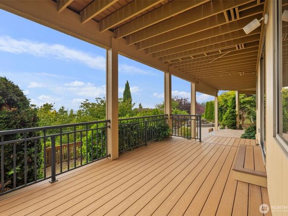 15309 SE 58th Street, Bellevue WA 98006