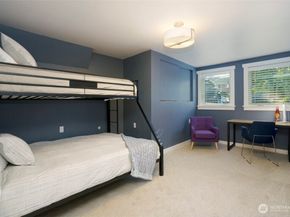 3936 Woodland Park Avenue N, Seattle WA 98103