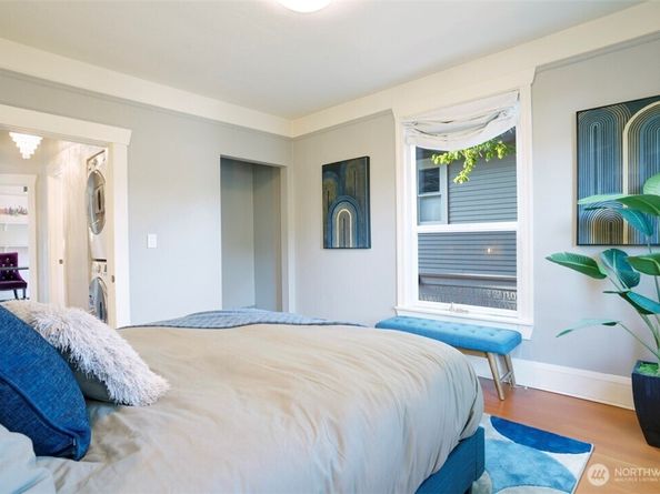 3936 Woodland Park Avenue N, Seattle WA 98103