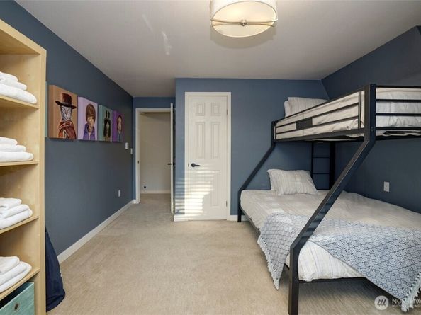 3936 Woodland Park Avenue N, Seattle WA 98103