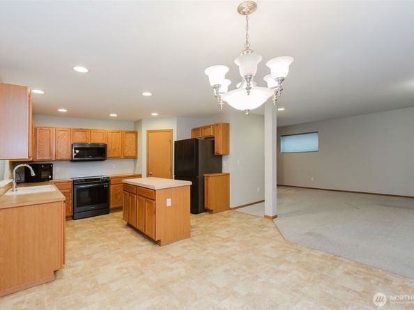 3835 Earendale Avenue, Bremerton WA 98310
