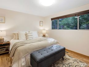 20205 60th Place NE, Kenmore WA 98028