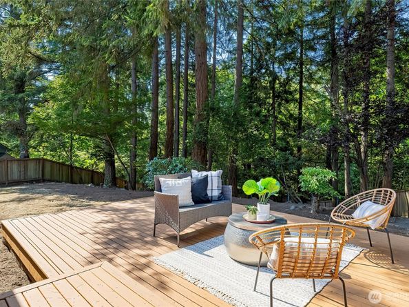 20205 60th Place NE, Kenmore WA 98028