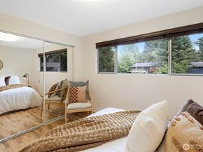 20205 60th Place NE, Kenmore WA 98028
