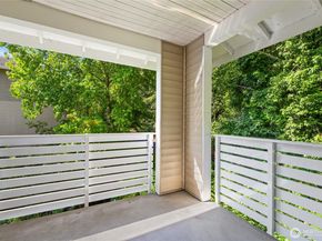 801 Rainier Avenue N E325, Renton WA 98057