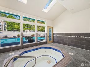 801 Rainier Avenue N E325, Renton WA 98057