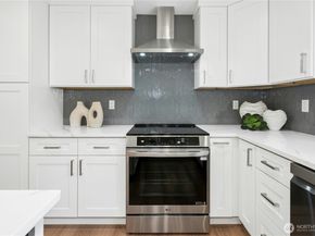 410 Mt. Jupiter Drive SW, Issaquah WA 98027