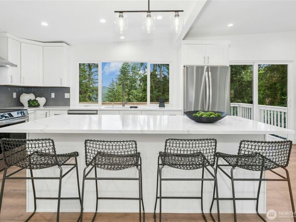 410 Mt. Jupiter Drive SW, Issaquah WA 98027