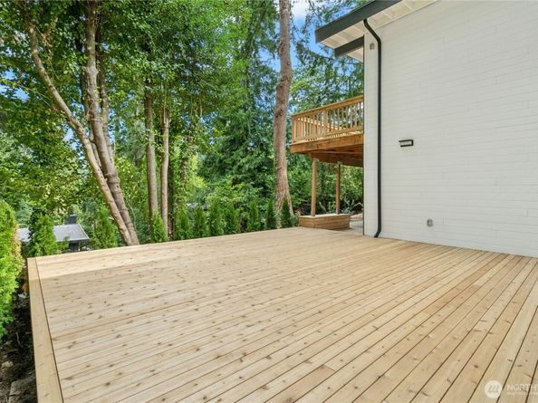 410 Mt. Jupiter Drive SW, Issaquah WA 98027