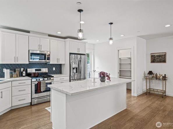 15610 5th Avenue NE C, Shoreline WA 98155