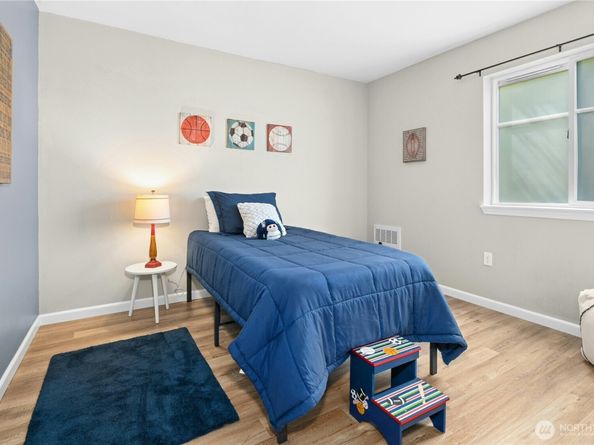 17426 Bothell Way NE A204, Bothell WA 98011