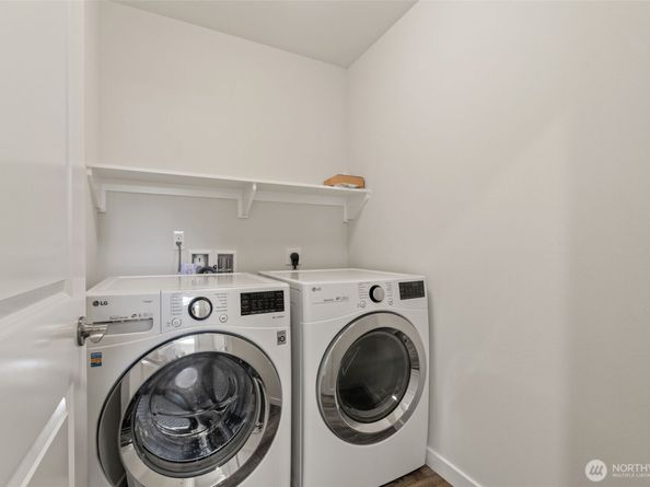 23831 5th Avenue SE c, Bothell WA 98021