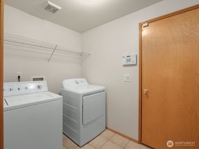 11602 SE 193rd Place, Kent WA 98031