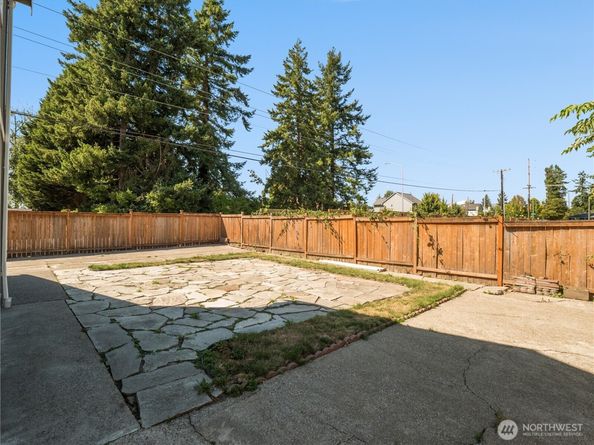11602 SE 193rd Place, Kent WA 98031