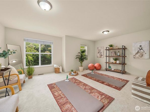 12050 167th Place NE, Redmond WA 98052