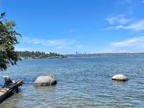 2500 81st Avenue SE 117, Mercer Island WA 98040