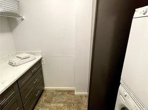 2500 81st Avenue SE 117, Mercer Island WA 98040