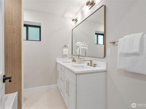 2810 177th Avenue NE, Redmond WA 98052