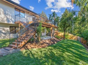 2810 177th Avenue NE, Redmond WA 98052