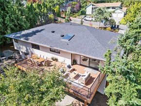 2810 177th Avenue NE, Redmond WA 98052