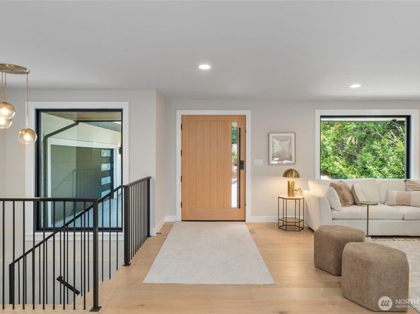 2810 177th Avenue NE, Redmond WA 98052