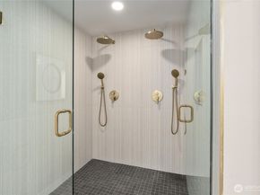 2810 177th Avenue NE, Redmond WA 98052