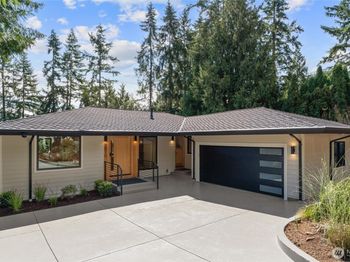 2810 177th Avenue NE