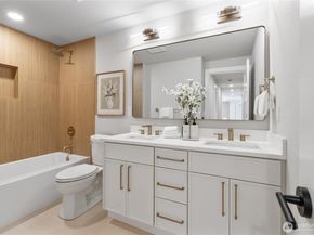 2810 177th Avenue NE, Redmond WA 98052