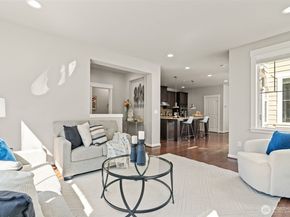 4416 185th Place SE, Bothell WA 98012