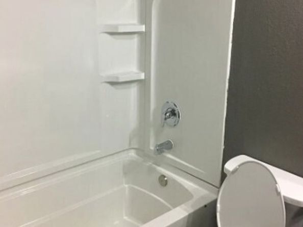 13348 32nd Ave S, Tukwila WA 98168