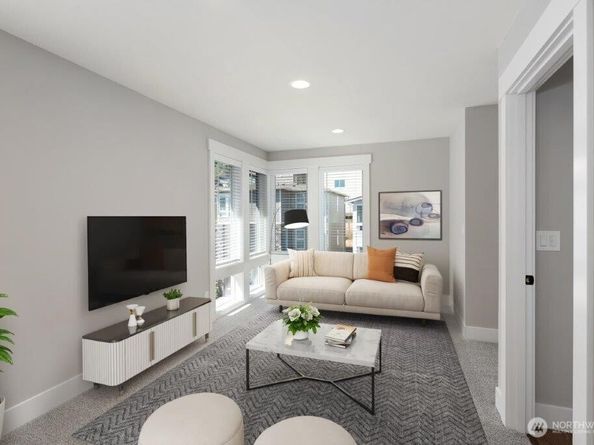 7570 S 129th Place, Seattle WA 98178