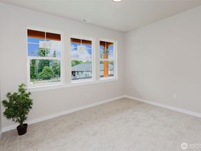 7590 E Idaho Street, Port Orchard WA 98366