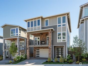 7545 S 129th Place