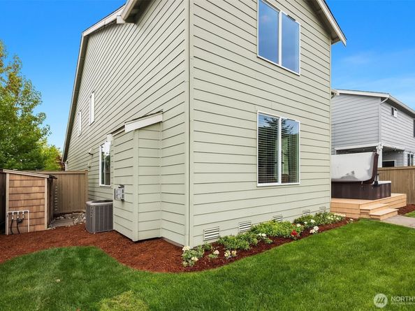 9111 Ash Avenue SE, Snoqualmie WA 98065