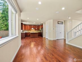 10550 NE Sheridan Crescent, Redmond WA 98053