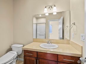 10550 NE Sheridan Crescent, Redmond WA 98053