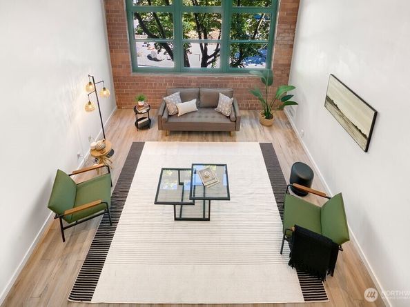 66 Bell Street 208, Seattle WA 98121