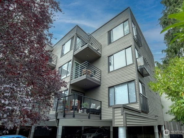 1312 6th Avenue N 9, Seattle WA 98109