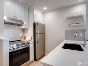 1312 6th Avenue N 9, Seattle WA 98109