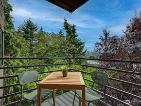 1312 6th Avenue N 9, Seattle WA 98109