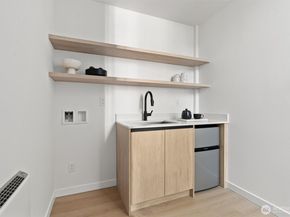 3116 Queen Anne Avenue N, Seattle WA 98119