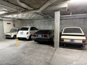 700 E Denny Way PH3, Seattle WA 98122
