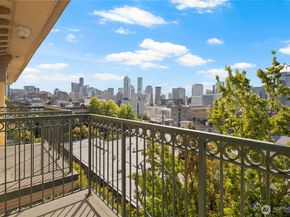 700 E Denny Way PH3, Seattle WA 98122